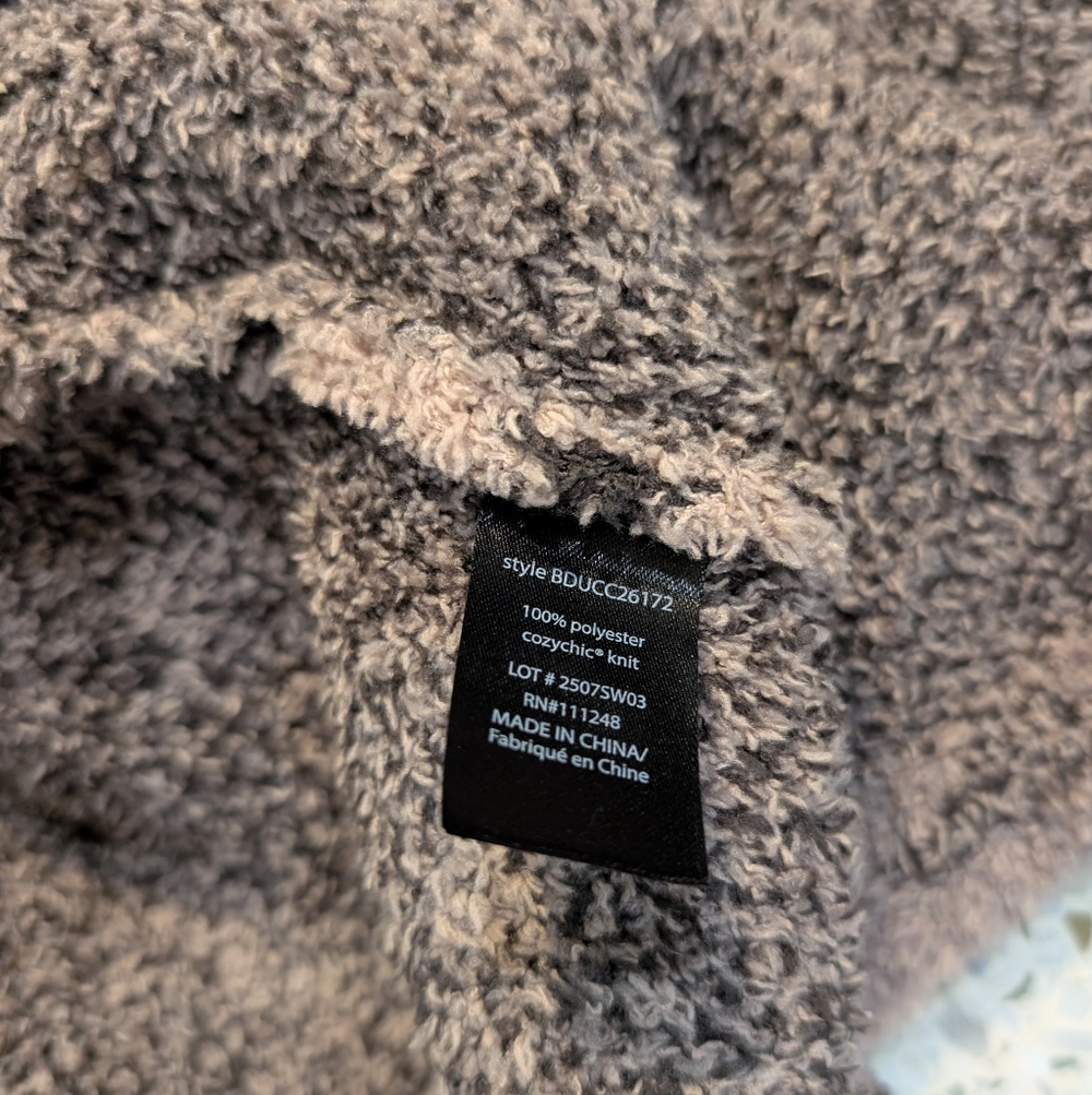 NWT Barefoot Dreams Cozy Chic Leopard Print Robe - Picture 5 of 8